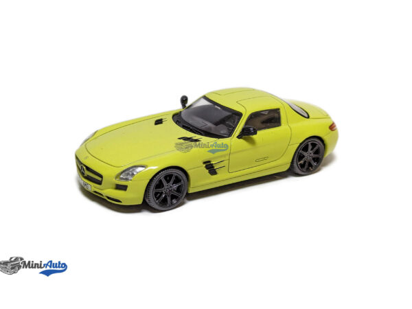 Mercedes Benz SLS AMG - 2010 - Yellow
