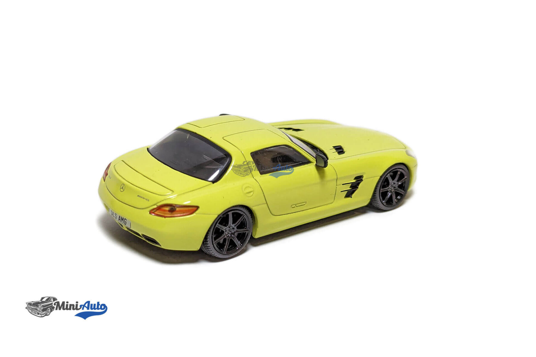 Mercedes Benz SLS AMG - 2010 - Yellow - Image 7