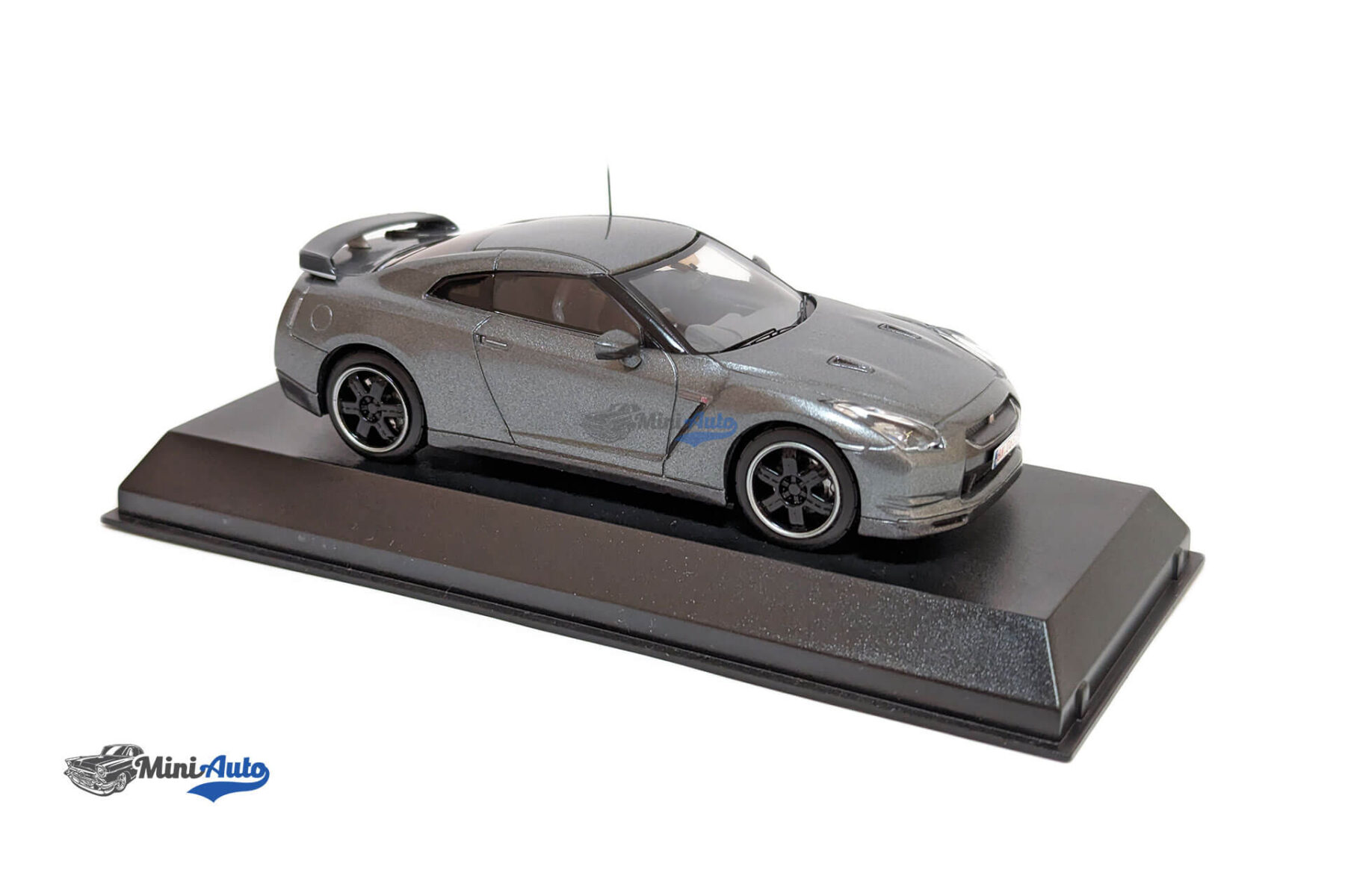 Nissan-GT-R-(R35)-Spec-V.---2008---Grey_2 Nissan GT-R (R35) Spec V. - 2008 - Grey - Image 5