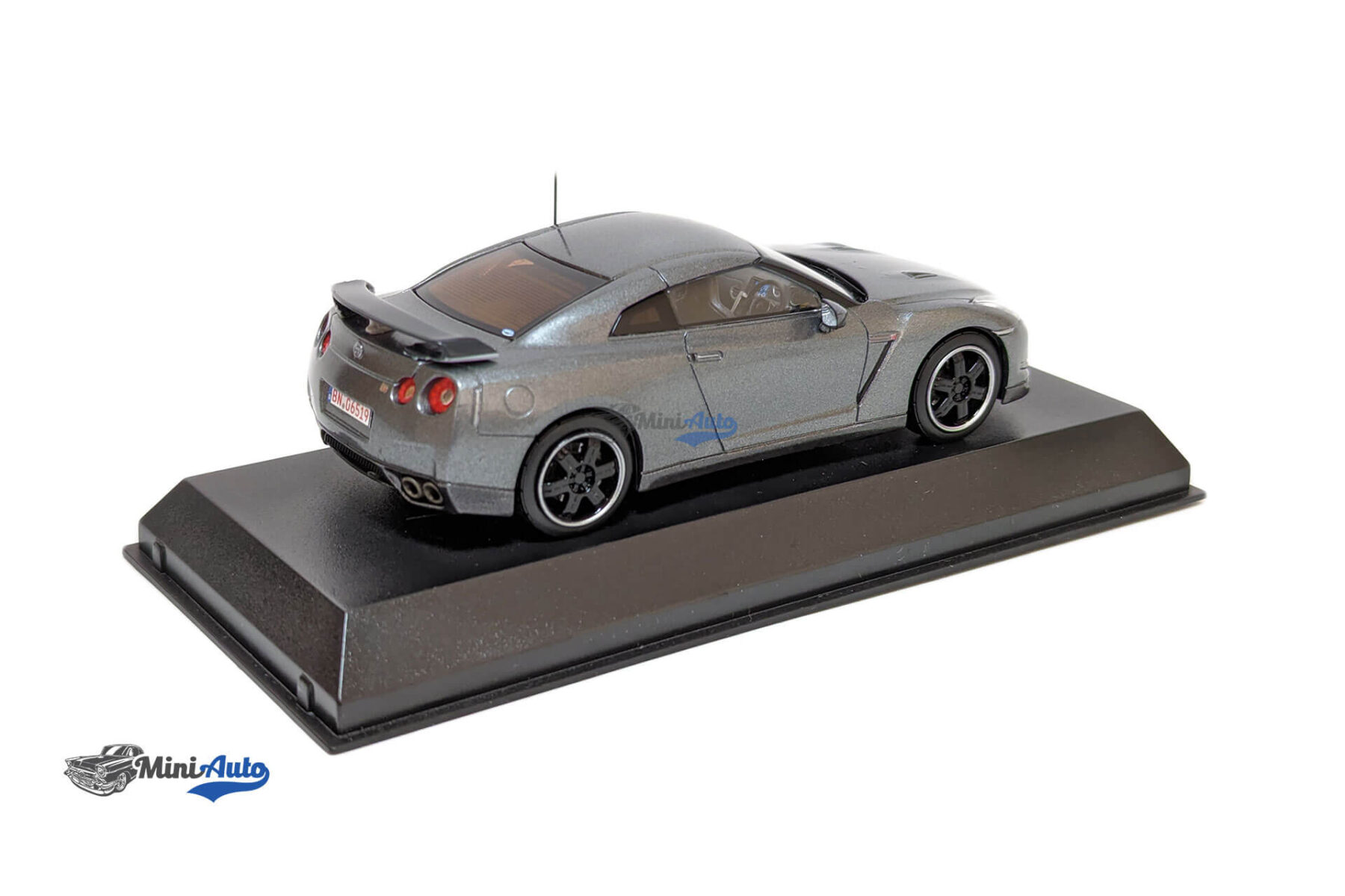 Nissan-GT-R-(R35)-Spec-V.---2008---Grey_6 Nissan GT-R (R35) Spec V. - 2008 - Grey - Image 7