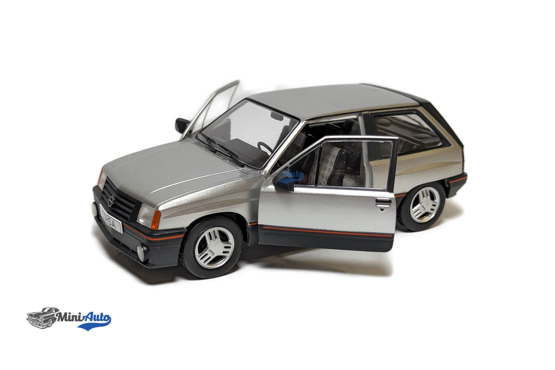 Opel Corsa A SR - Silver - 1985 - Image 2