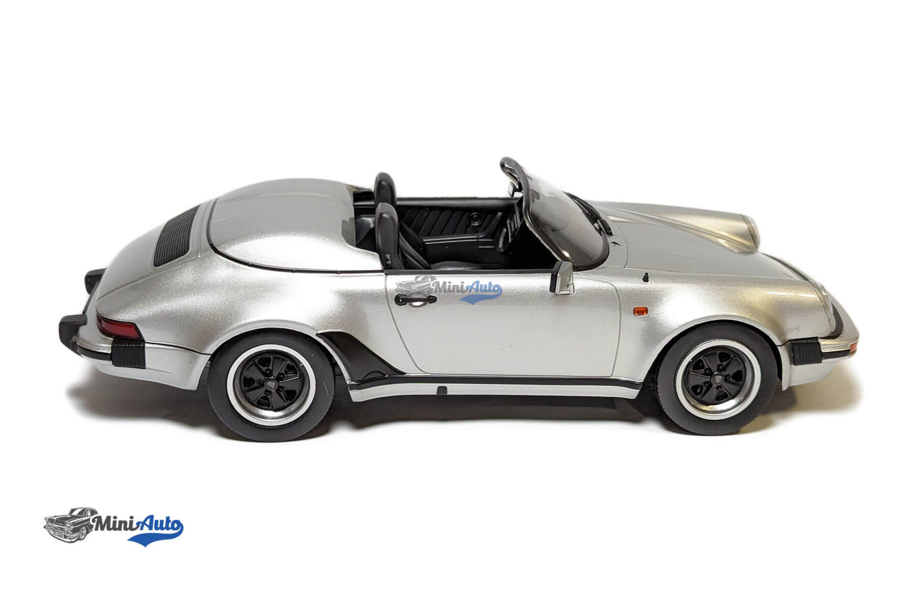 Porsche 911 Speedster - Silver - Image 3