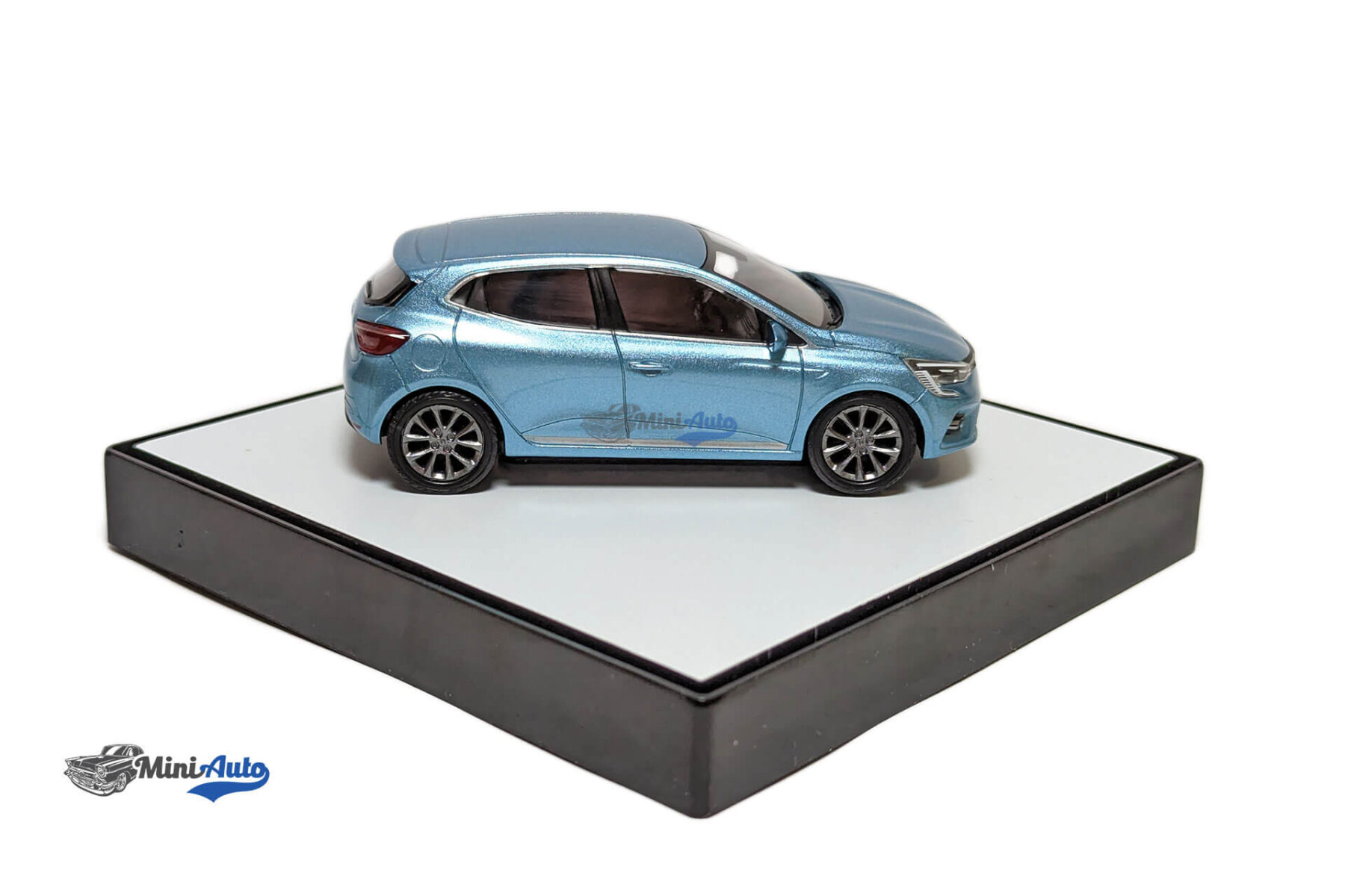 Renault Clio V - 2019 - Blue - Image 3