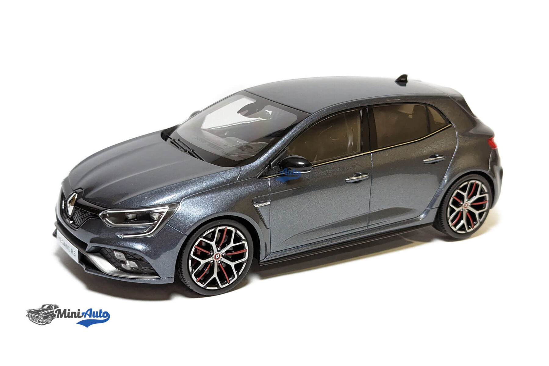 Renault Megane R.S. Trophy - 2019 - Titanium Grey - Image 4