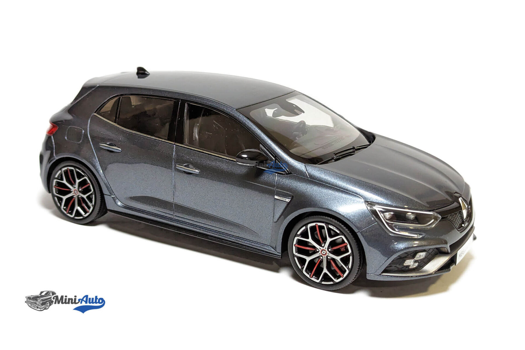 Renault Megane R.S. Trophy - 2019 - Titanium Grey - Image 5