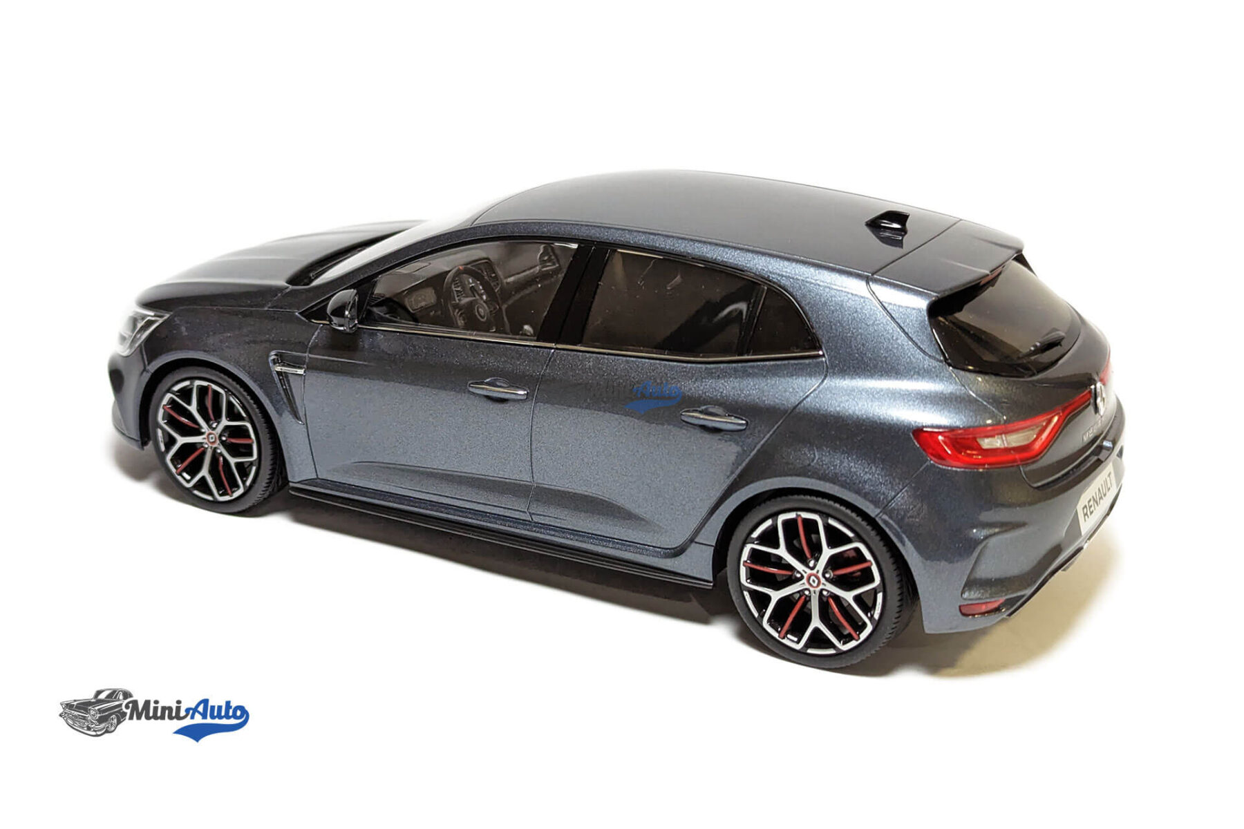 Renault Megane R.S. Trophy - 2019 - Titanium Grey - Image 6