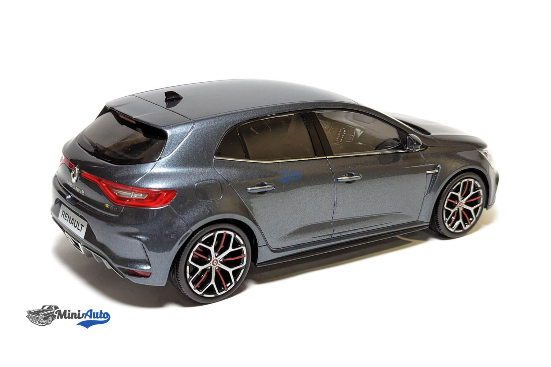 Renault Megane R.S. Trophy - 2019 - Titanium Grey - Image 7