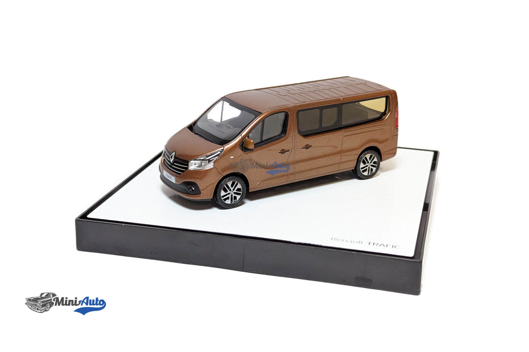 Renault-VP-Trafic-III---Brown_1 Renault VP Trafic III - 2015 - Brown - Image 1