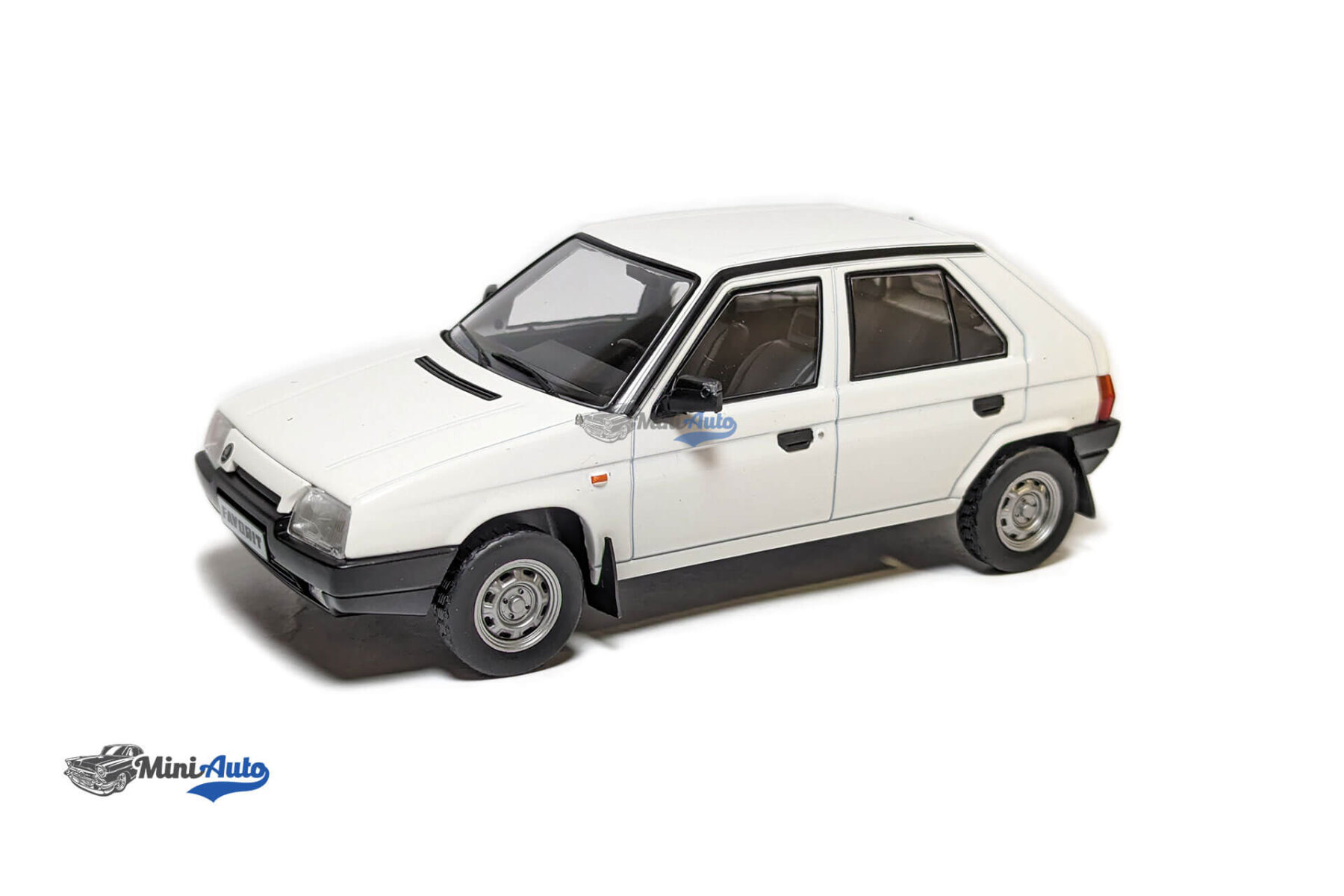 Skoda Favorit - 1989 - White - Image 4