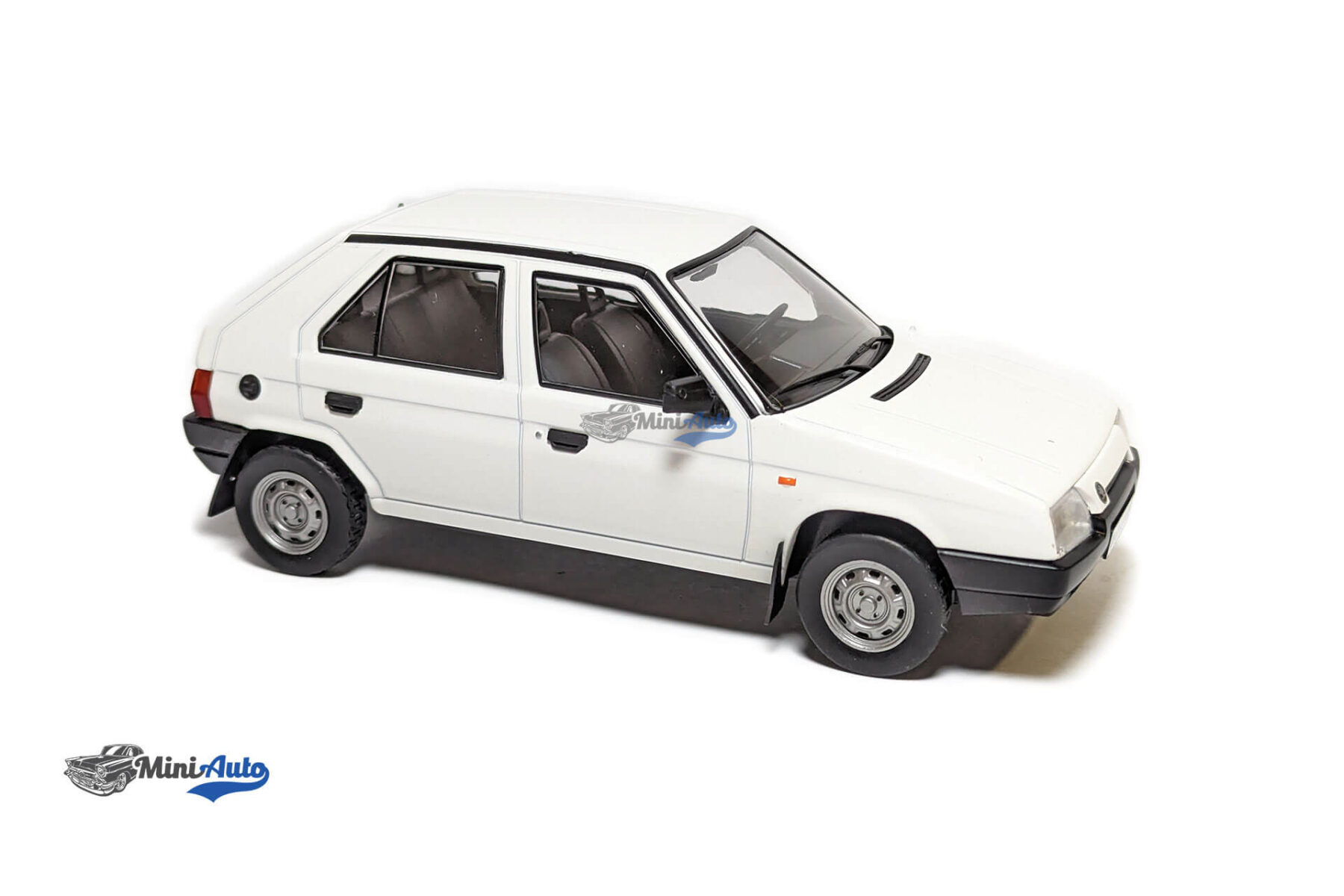Skoda Favorit - 1989 - White - Image 5