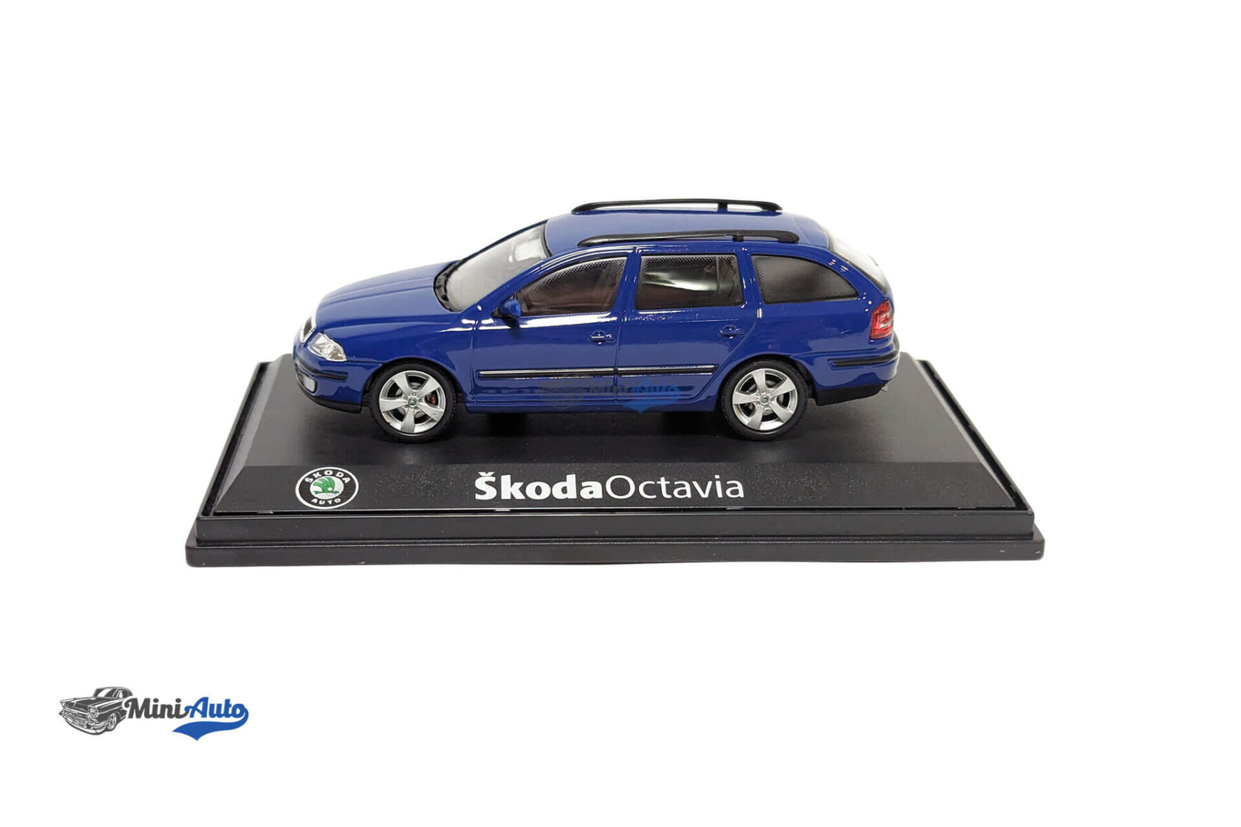 Skoda Octavia Wagon - 2004 - Blue - Image 2