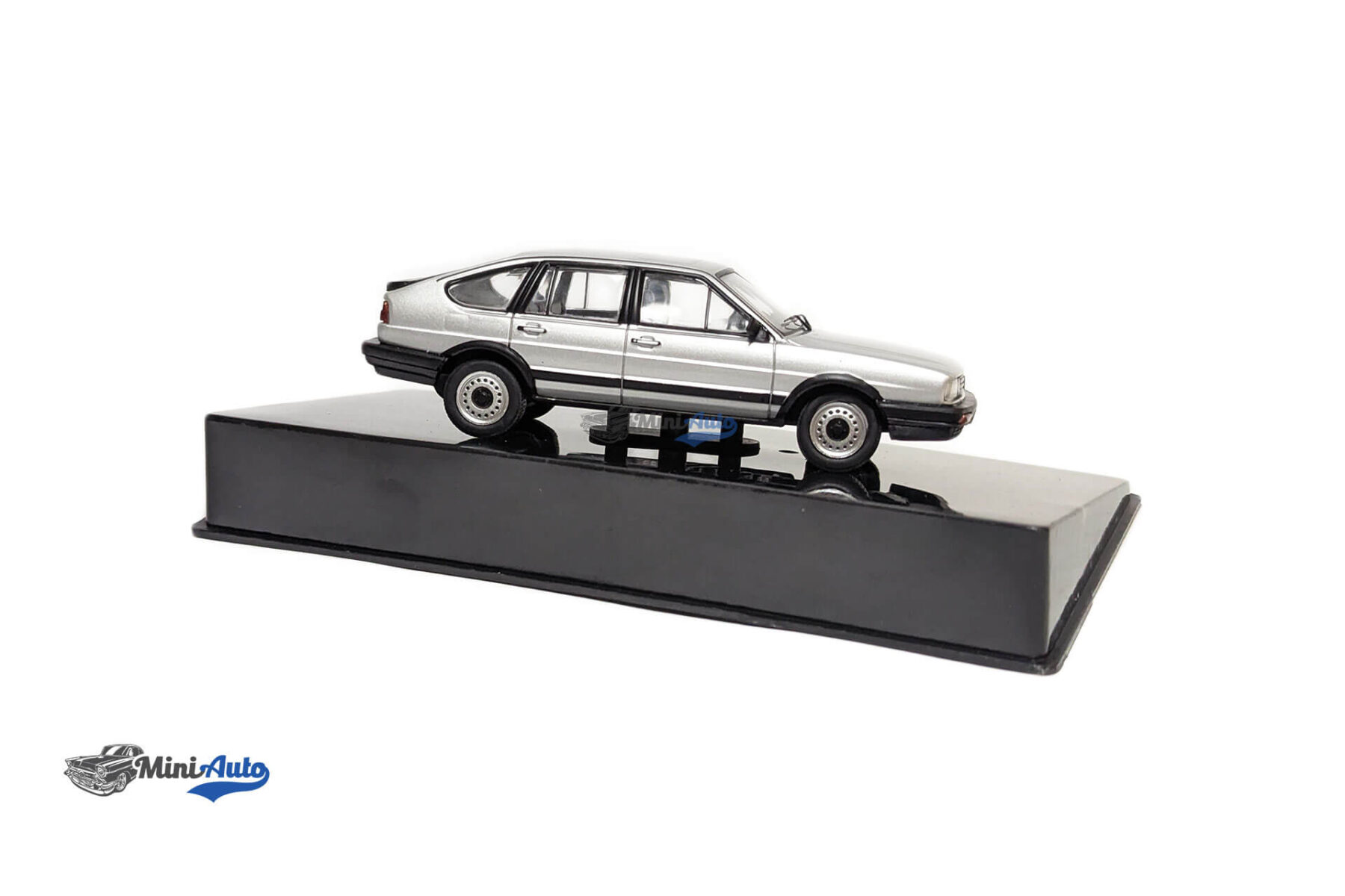 Volkswagen Passat B2 - 1985 - Silver - Image 5