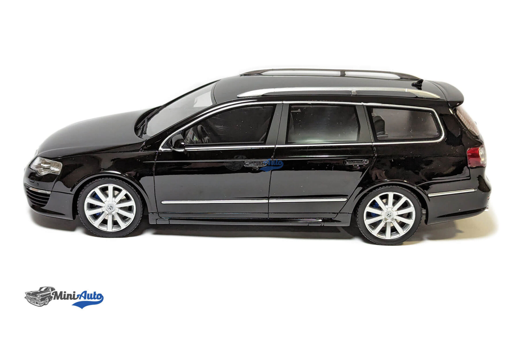 Volkswagen Passat B6 Variant R36 - 2008 - Black - Image 2