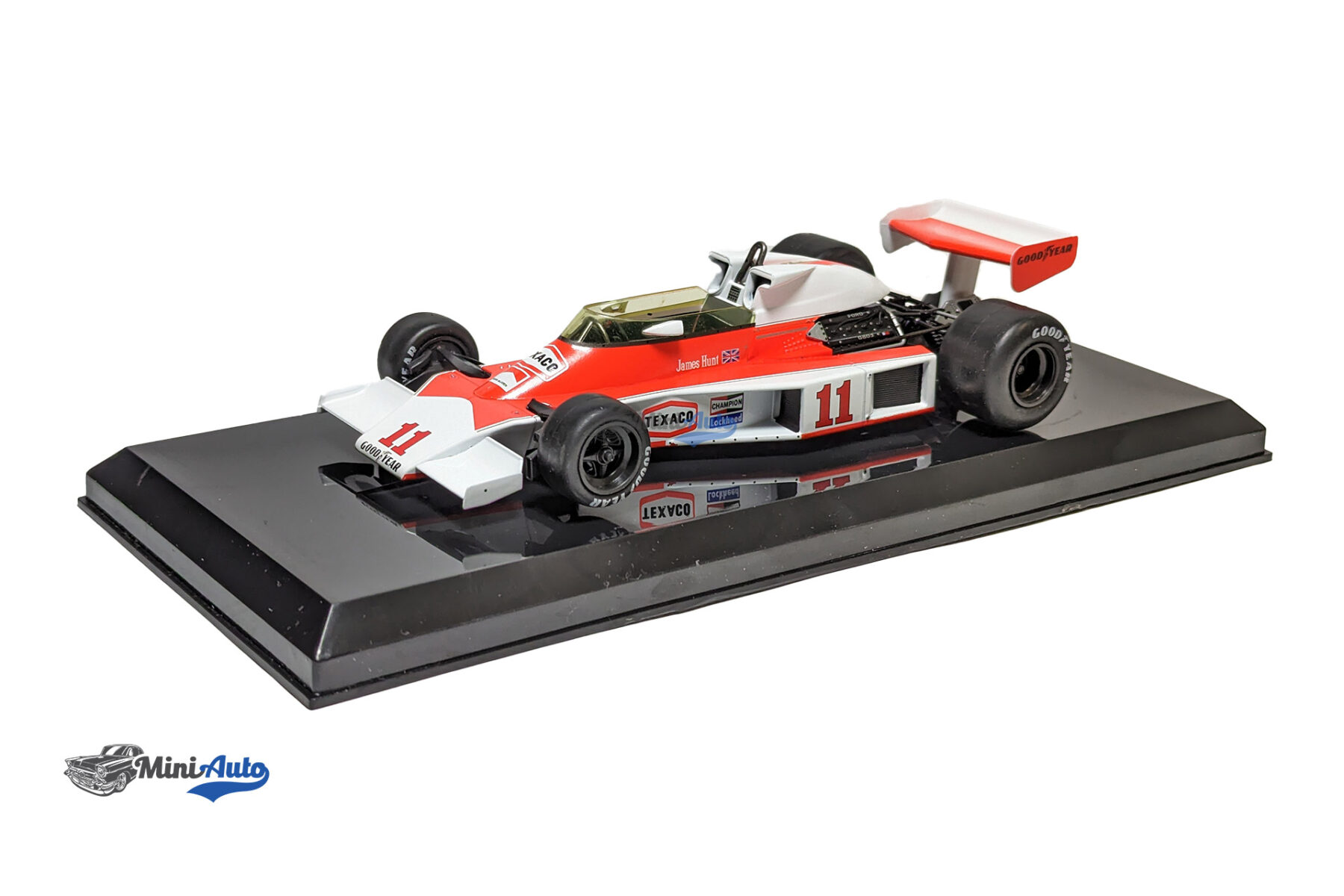 James Hunt McLaren M23 #11 Formula 1 World Champion - 1976 - White/Red - Image 4