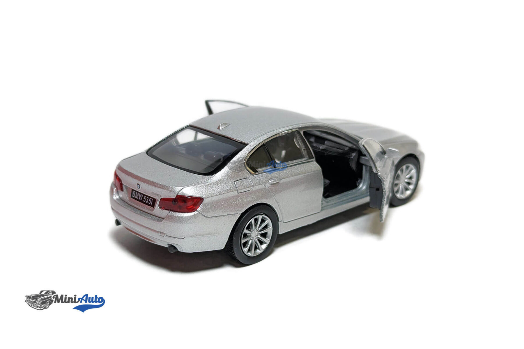 BMW 535i - 2010 - Silver (1:34) - Image 4