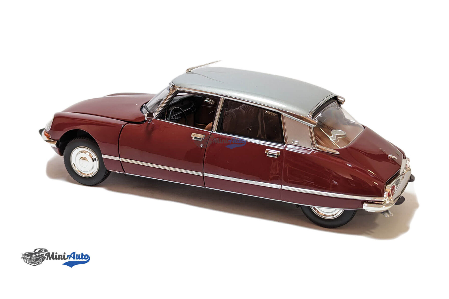 Citroen DS 23 Pallas - 1972 – Grenade Red - Image 10