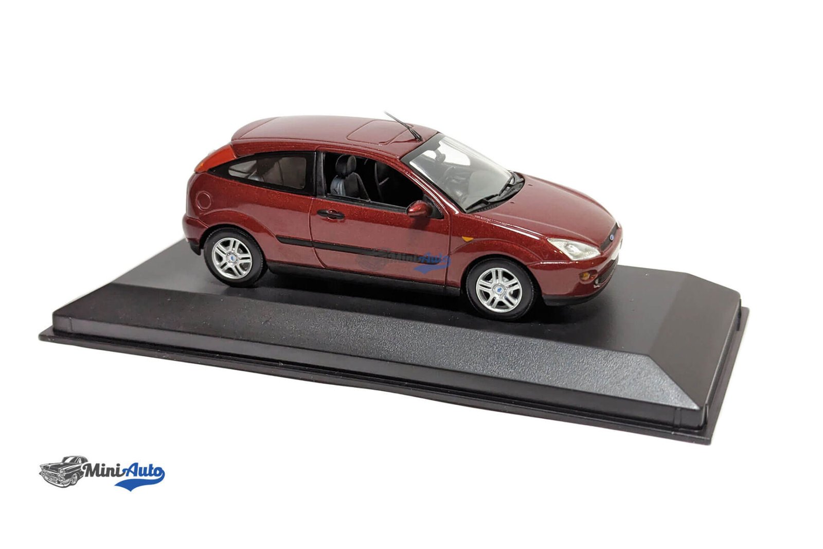 Ford Focus 3-door - 2001 - Red - Image 5