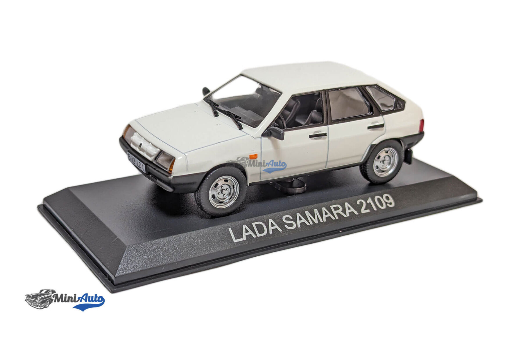Lada Samara Vaz 2109 - 1984 - White - Image 4