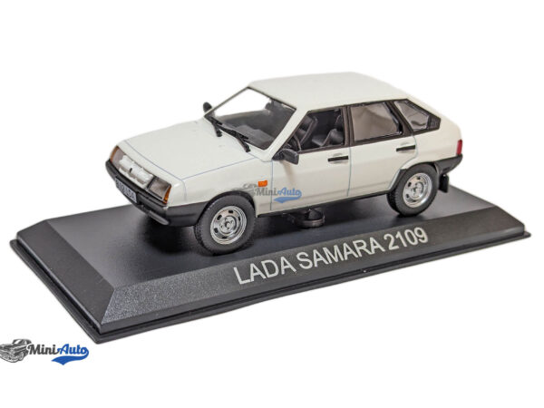 Lada Samara Vaz 2109 - 1984 - White