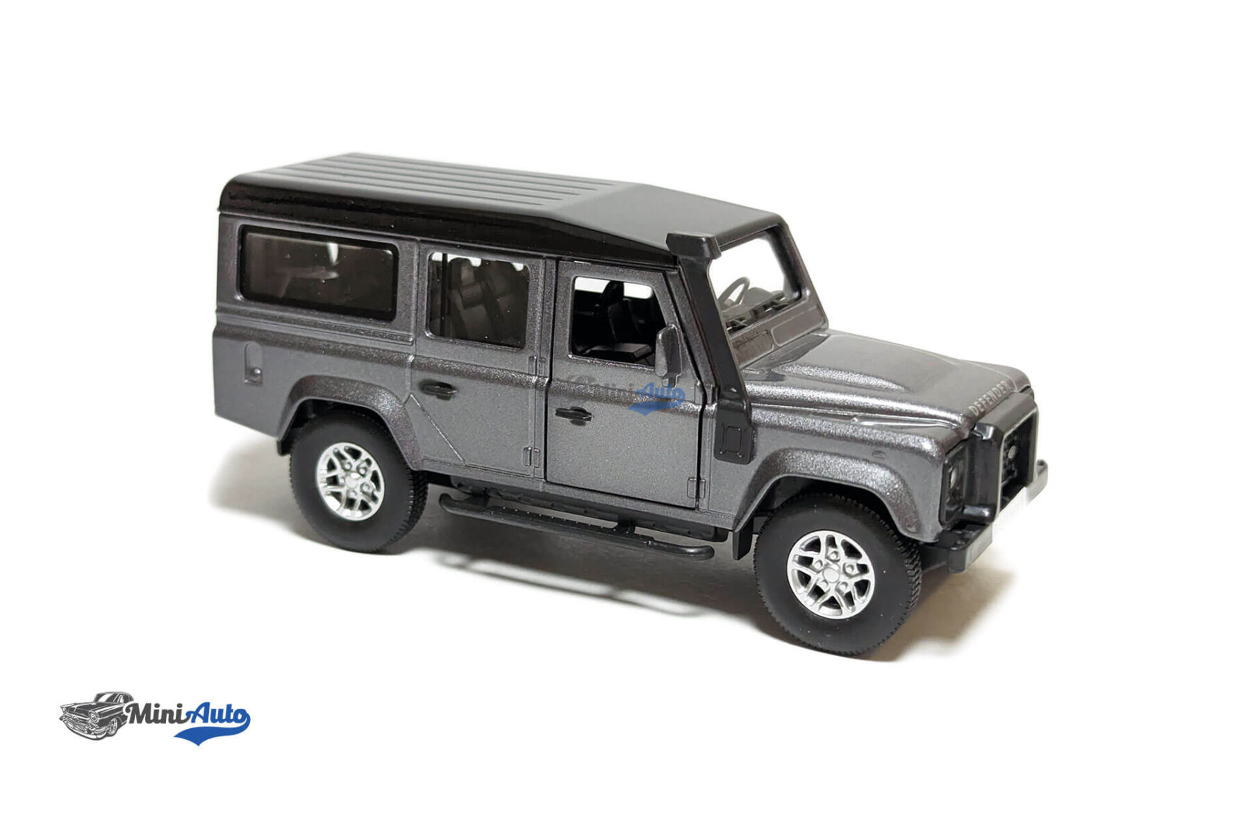 Land Rover Defender - 2012 - Grey (1:36) - Image 7