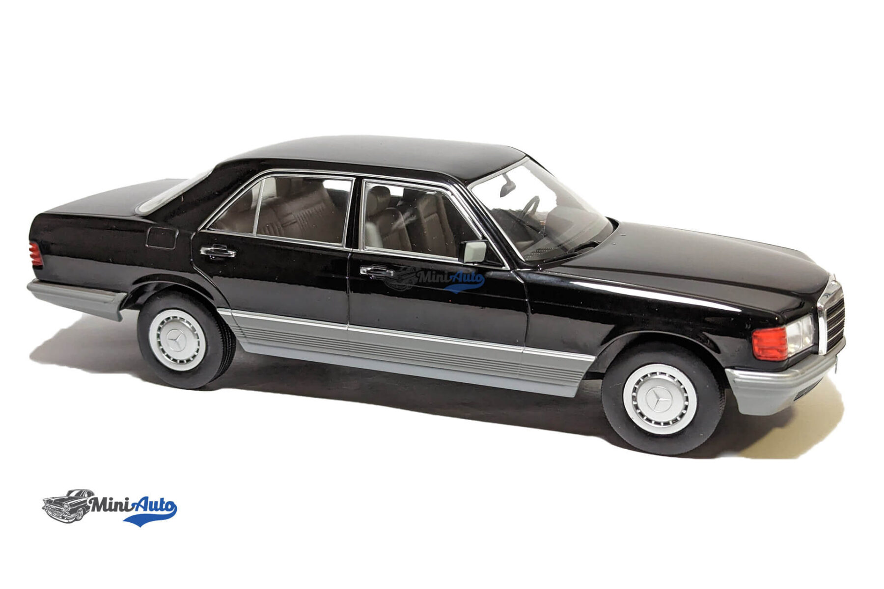 Mercedes S-Class (W126) - 1979 - Black - Image 5