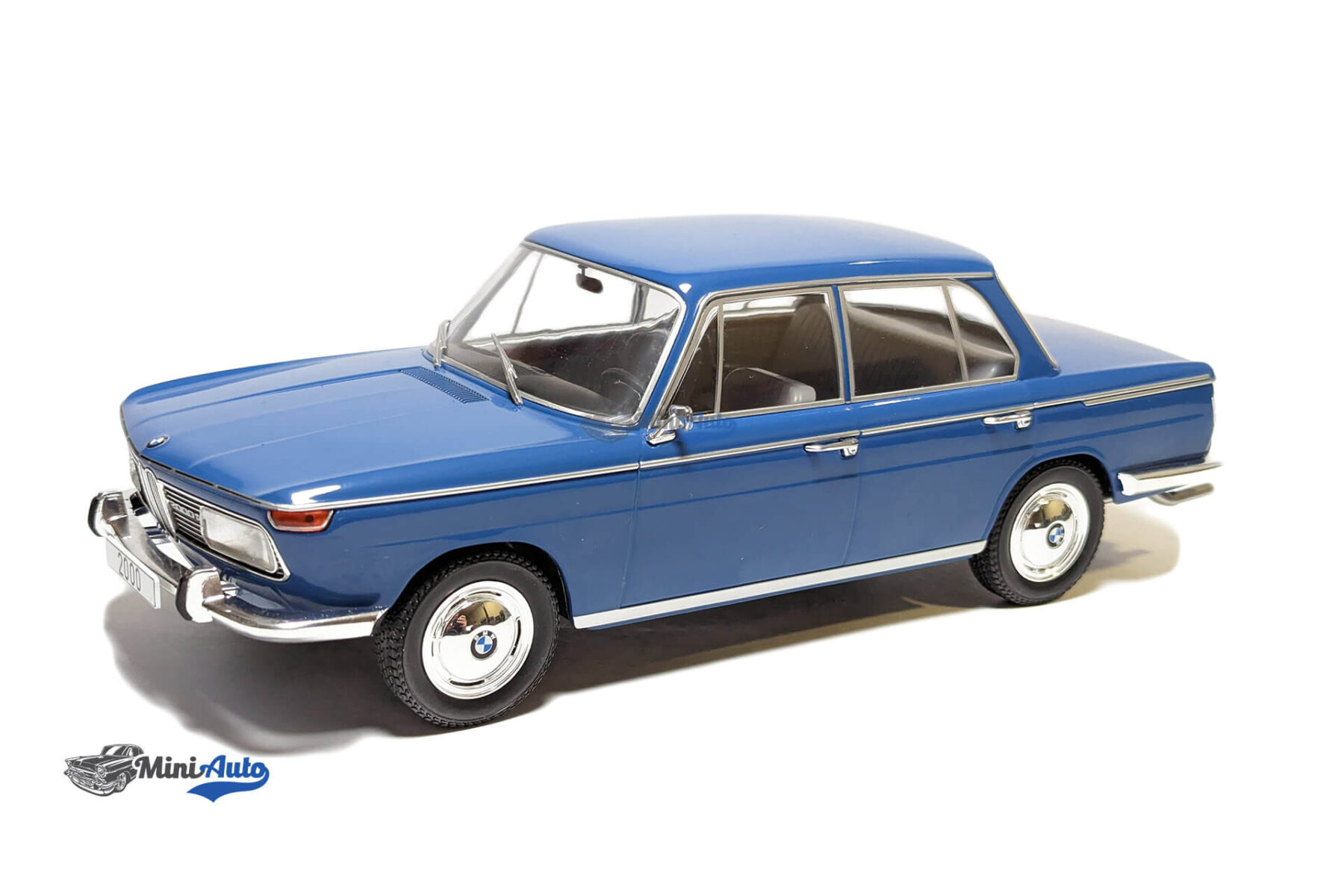 BMW 2000 (Type 121) - 1966 - Blue - Image 4
