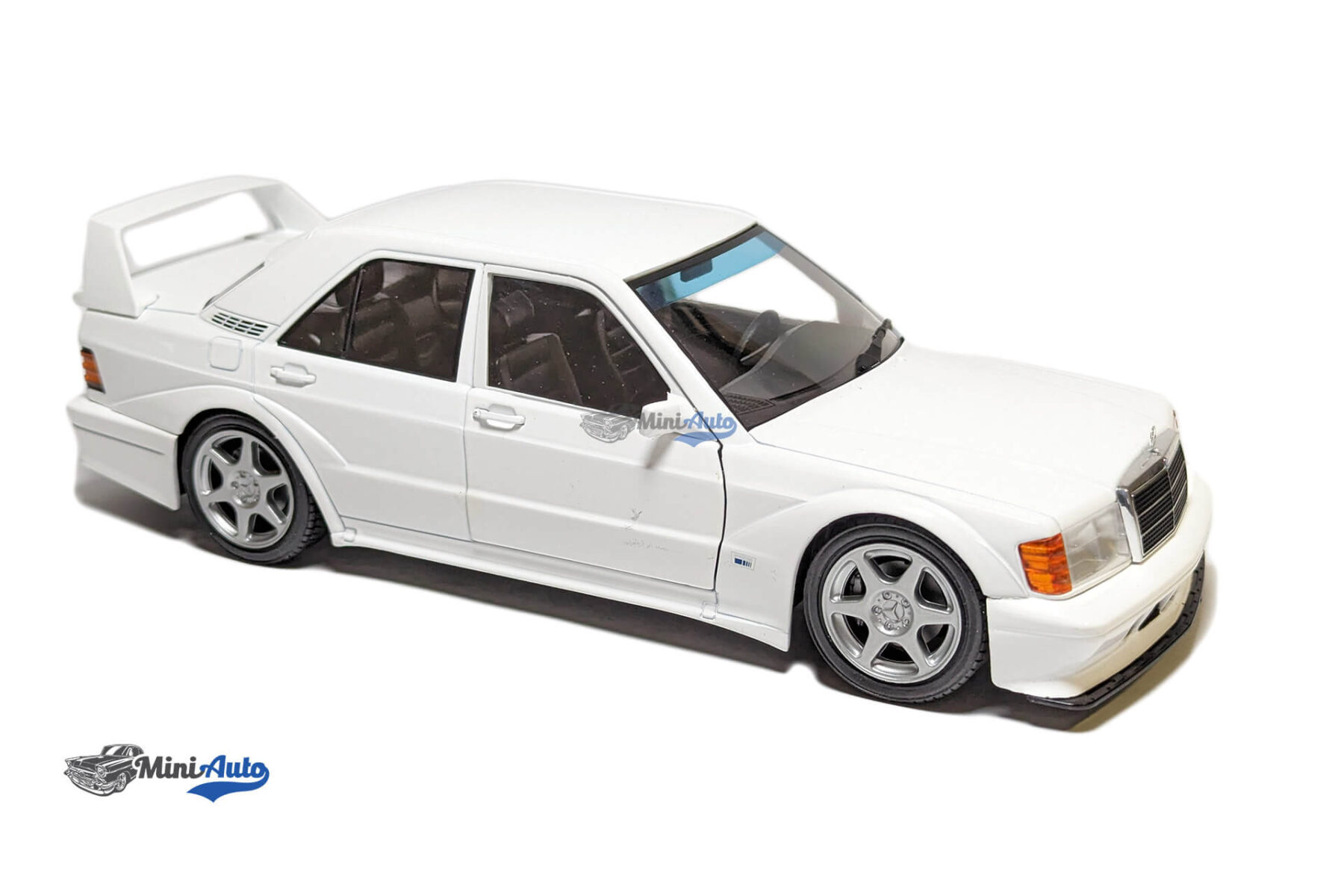 Mercedes-Benz 190E Evo 2 – 1990 – White - Image 7