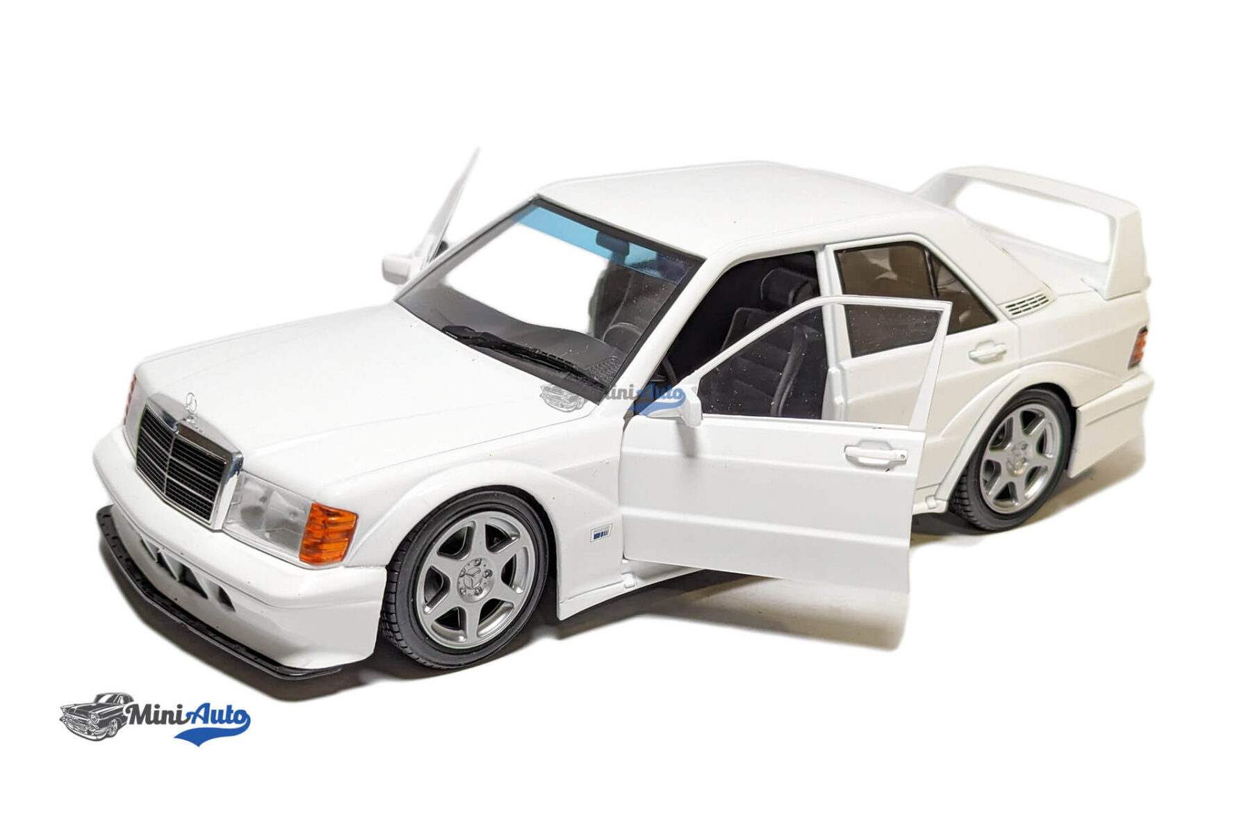 Mercedes-Benz 190E Evo 2 – 1990 – White - Image 2