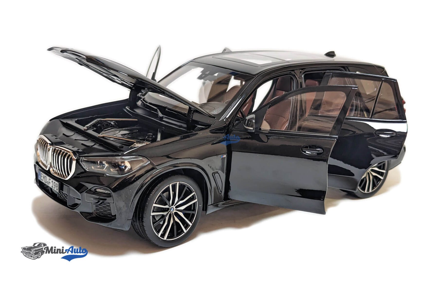 BMW X5 - 2019 - Black - Image 2