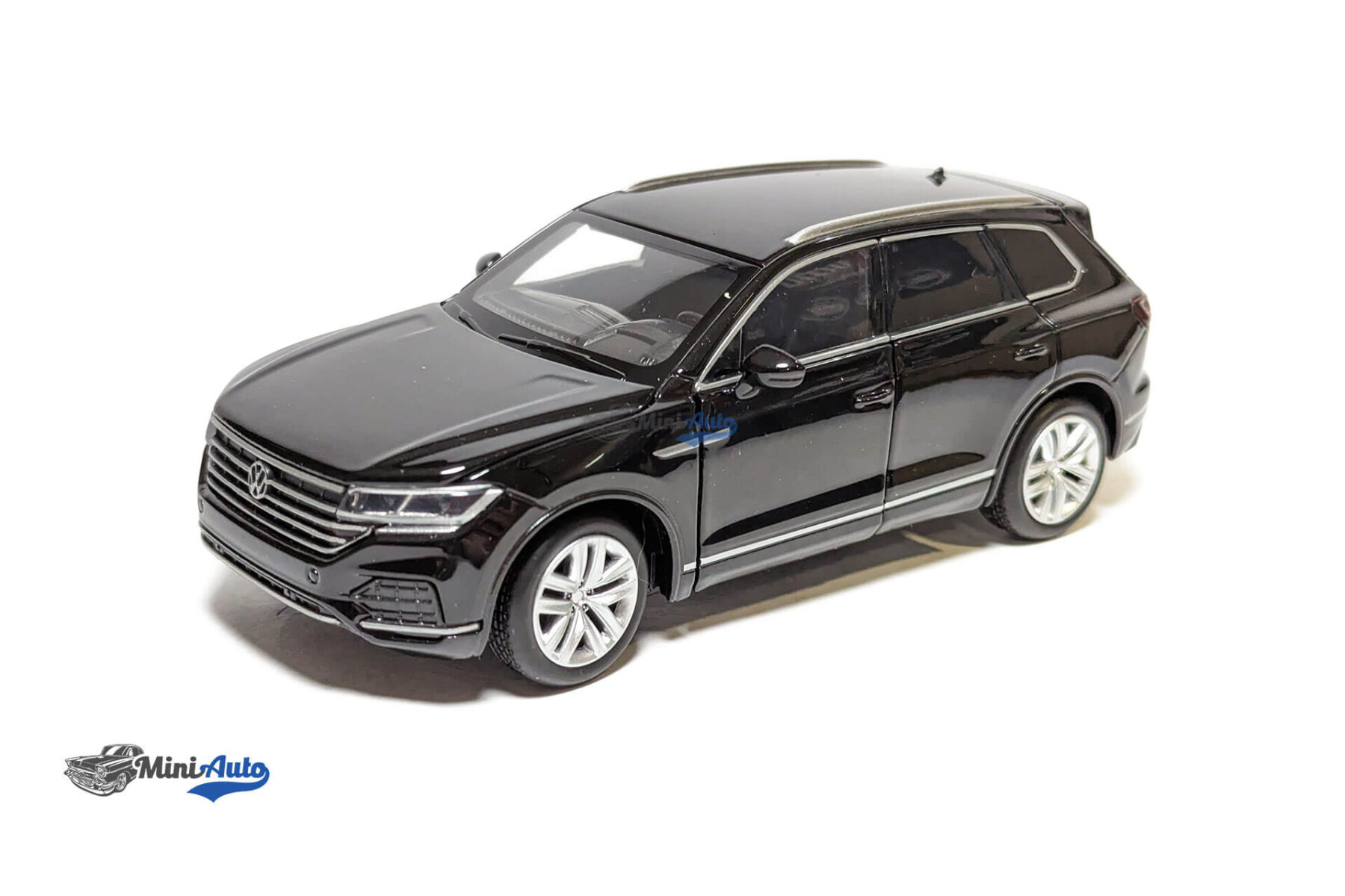 Volkswagen Touareg - 2017 - Black - Image 6