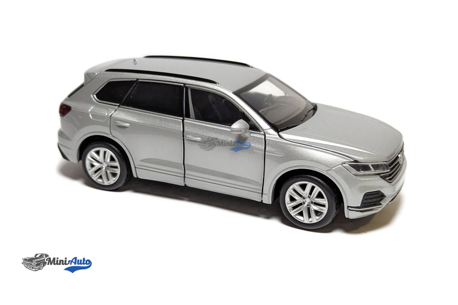 Volkswagen Touareg - 2017 - Gray - Image 7