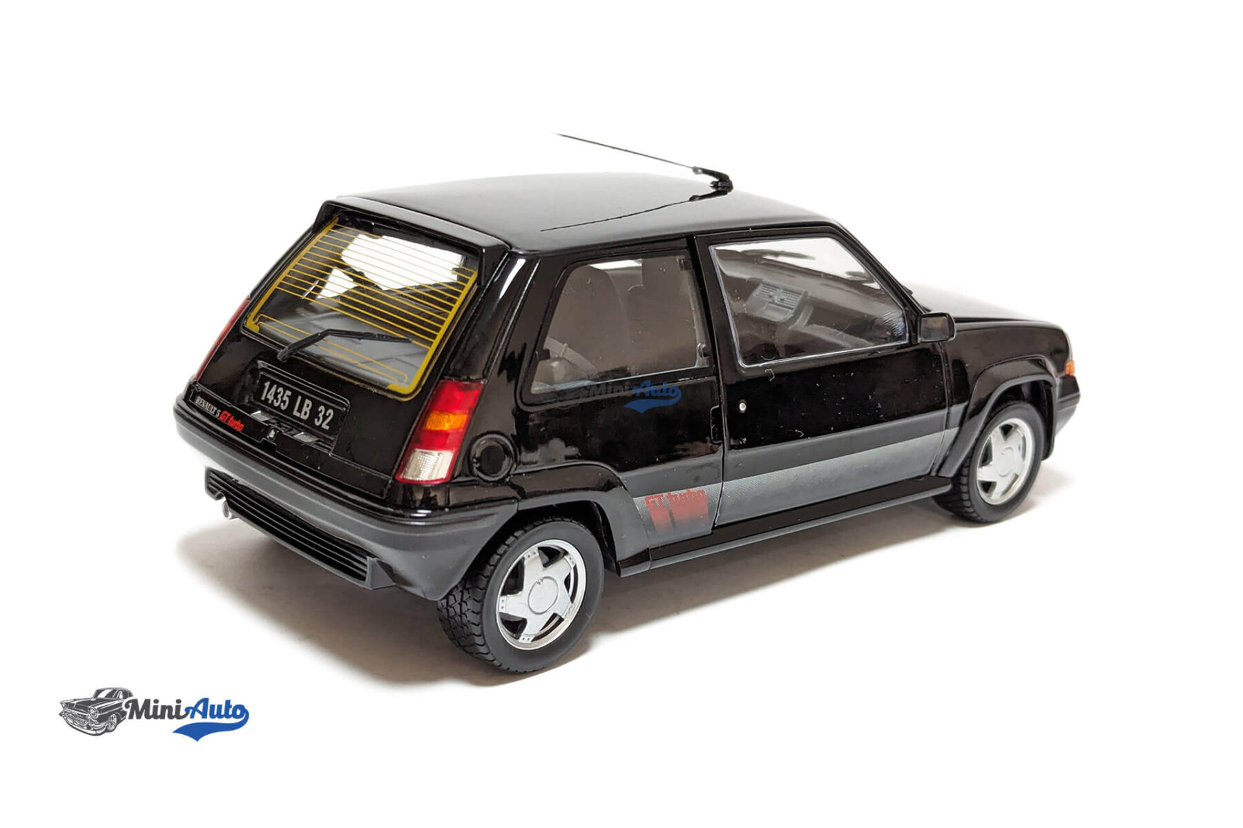 Renault SuperCinq GT Turbo - 1989 ‐ Black - Image 8