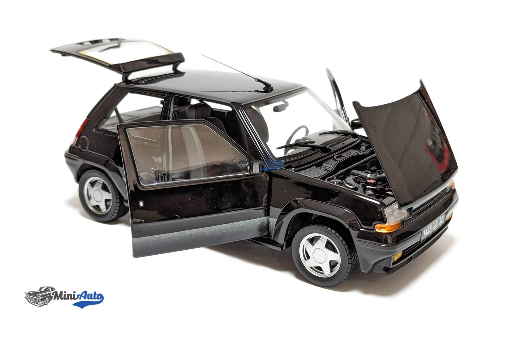 Renault SuperCinq GT Turbo - 1989 ‐ Black - Image 3