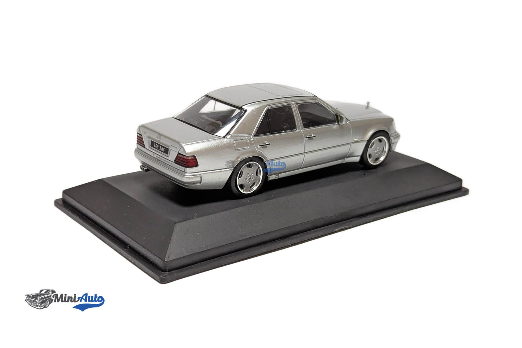 Mercedes-Benz (W124) E60 AMG - 1994 - Silver - Image 6
