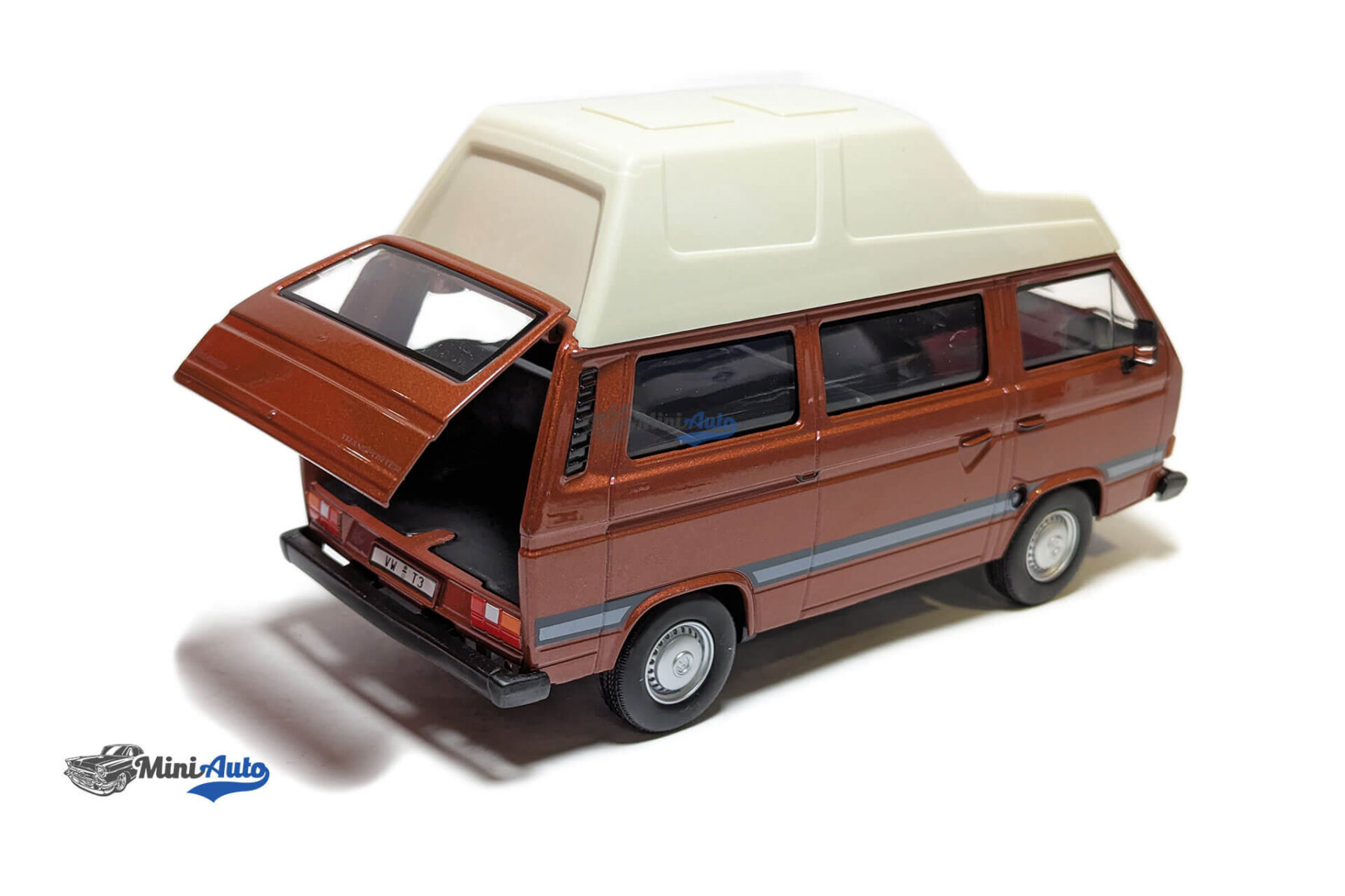 Volkswagen Type 2 (T3) Camper Van - 1983 - Brown - Image 9