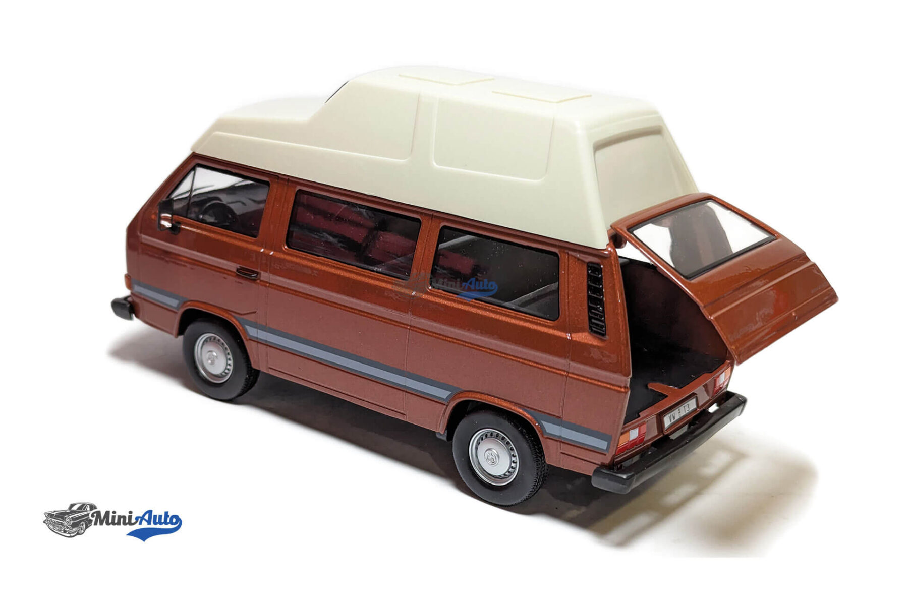 Volkswagen Type 2 (T3) Camper Van - 1983 - Brown - Image 8