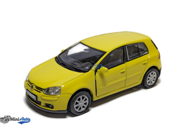 Volkswagen Golf V - 2005 - Yellow (1:34-1:39)