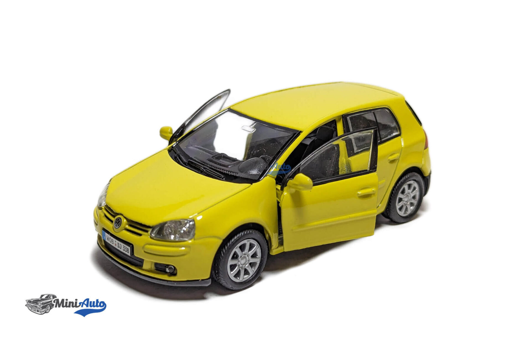Volkswagen Golf V - 2005 - Yellow (1:34-1:39) - Image 2