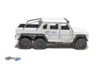 Mercedes Benz G63 AMG 6X6 - 2007 - White - 1:34-1:39 - Image 10