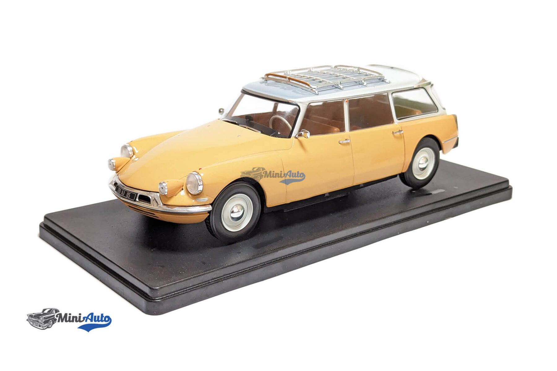 Citroen ID 19 Break - 1970 - Creme/white - Image 4