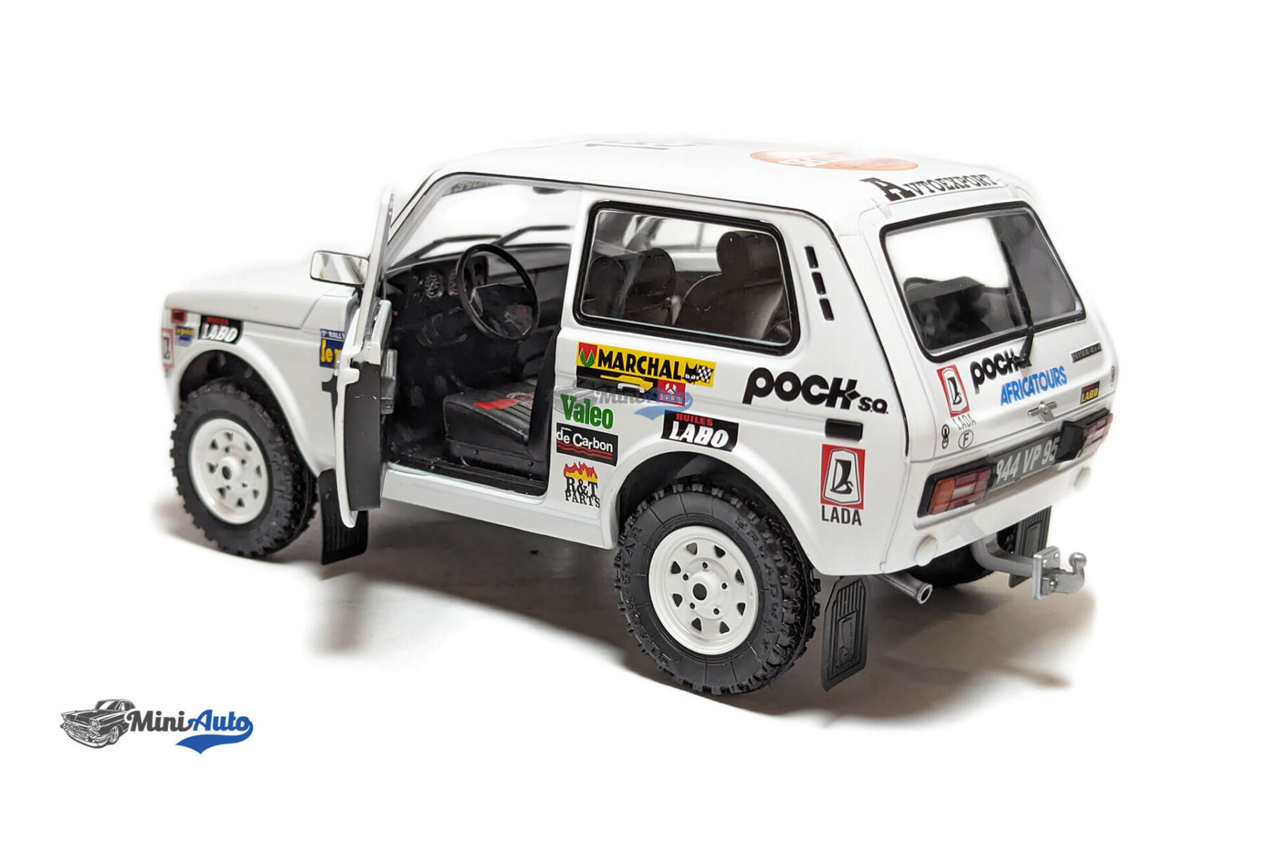Lada Niva Paris Dakar #157 Trossat / Briavoine - 1983 - White - Image 4