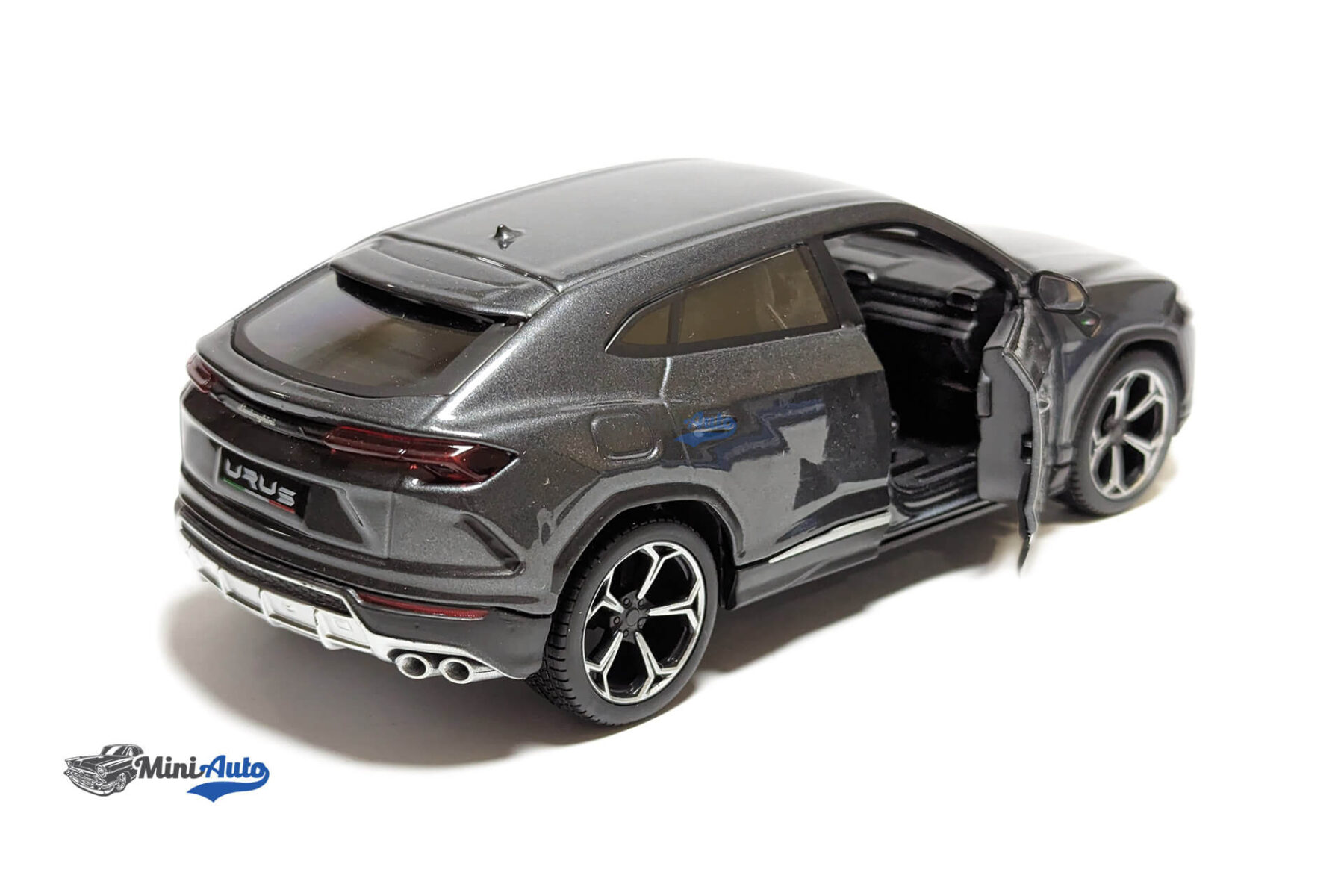 Lamborghini Urus - 2018 - Grey - Image 4