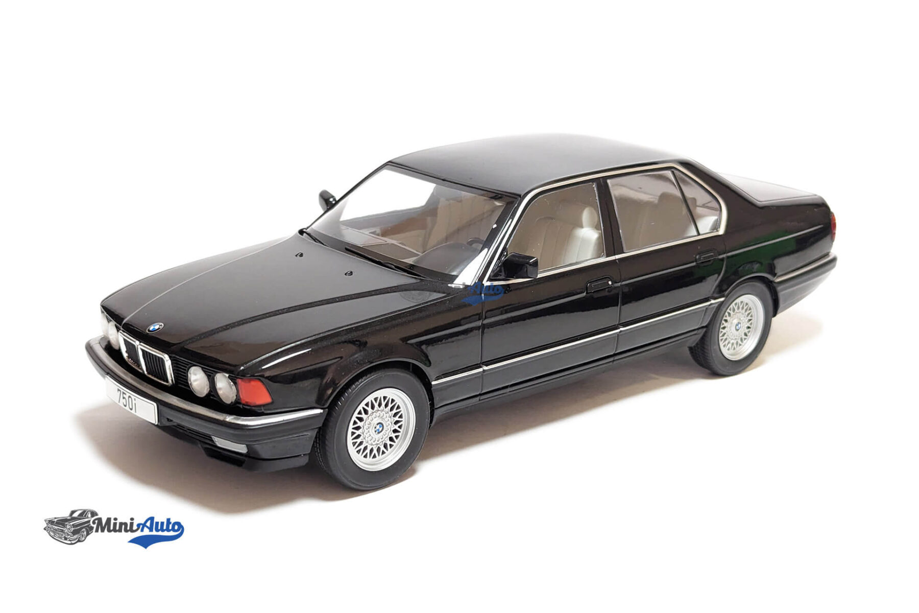 BMW 740i (E32) 7er / 7 series - 1992 - Black - Image 4