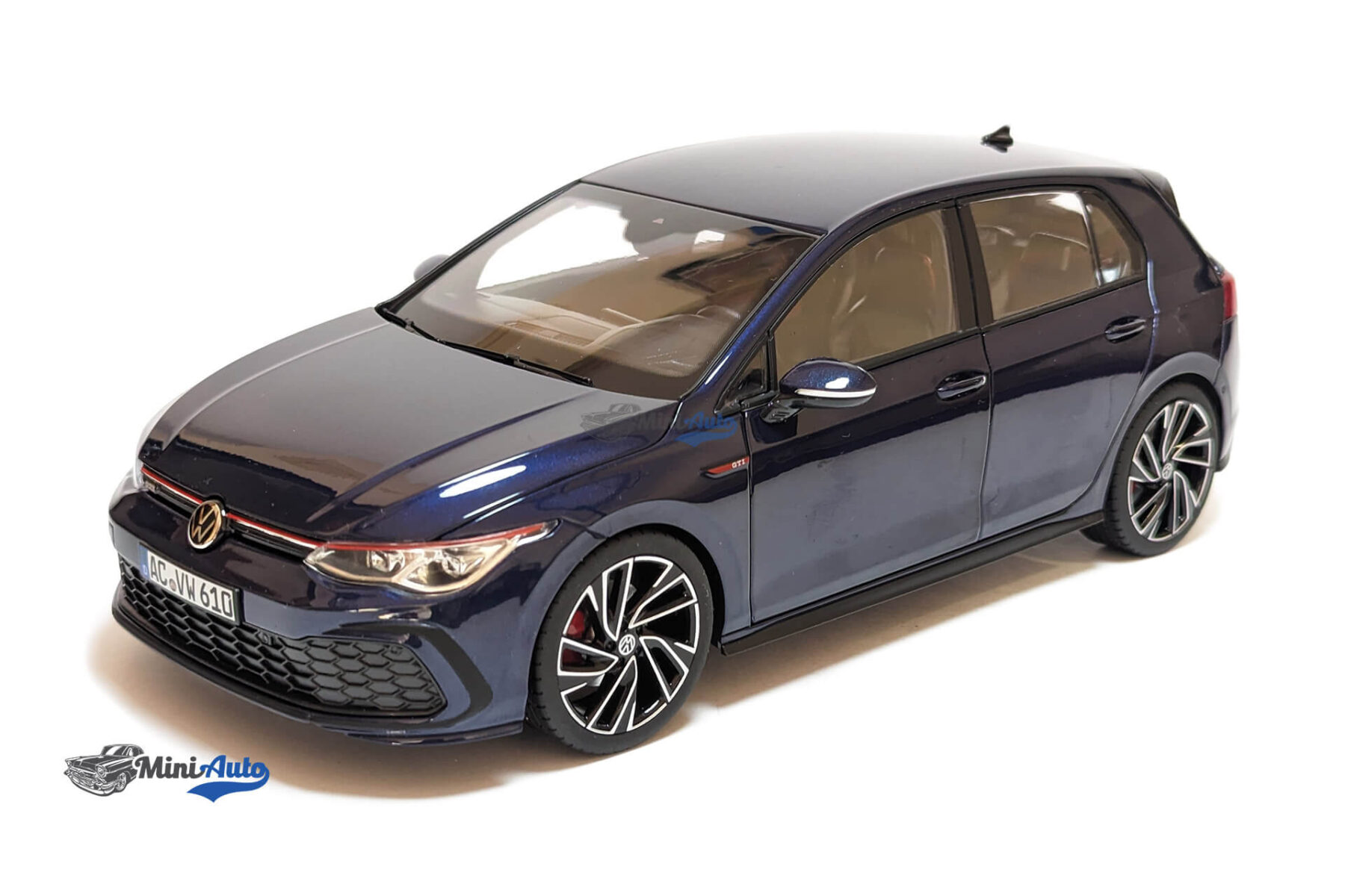 N188594---Volkswagen-Golf-GTI---2020---Blue-metallic_1 Volkswagen Golf GTI - 2020 - Blue - Image 1