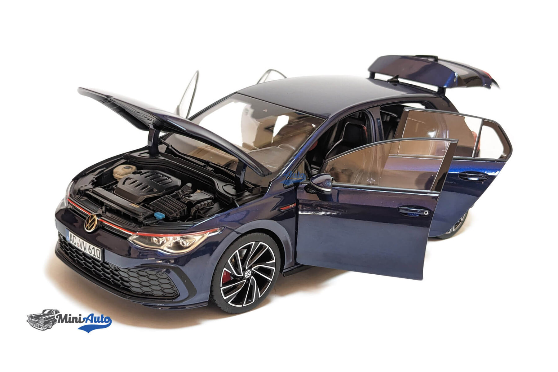 N188594---Volkswagen-Golf-GTI---2020---Blue-metallic_7 Volkswagen Golf GTI - 2020 - Blue - Image 2