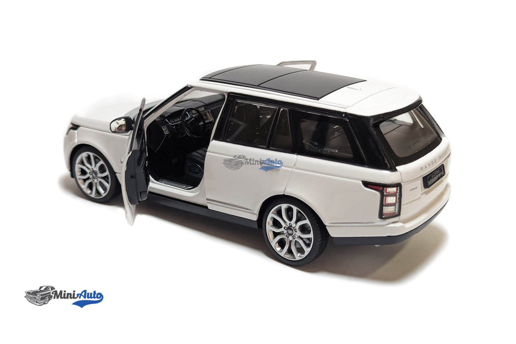 Land Rover Range Rover - 2016 - White - Image 4