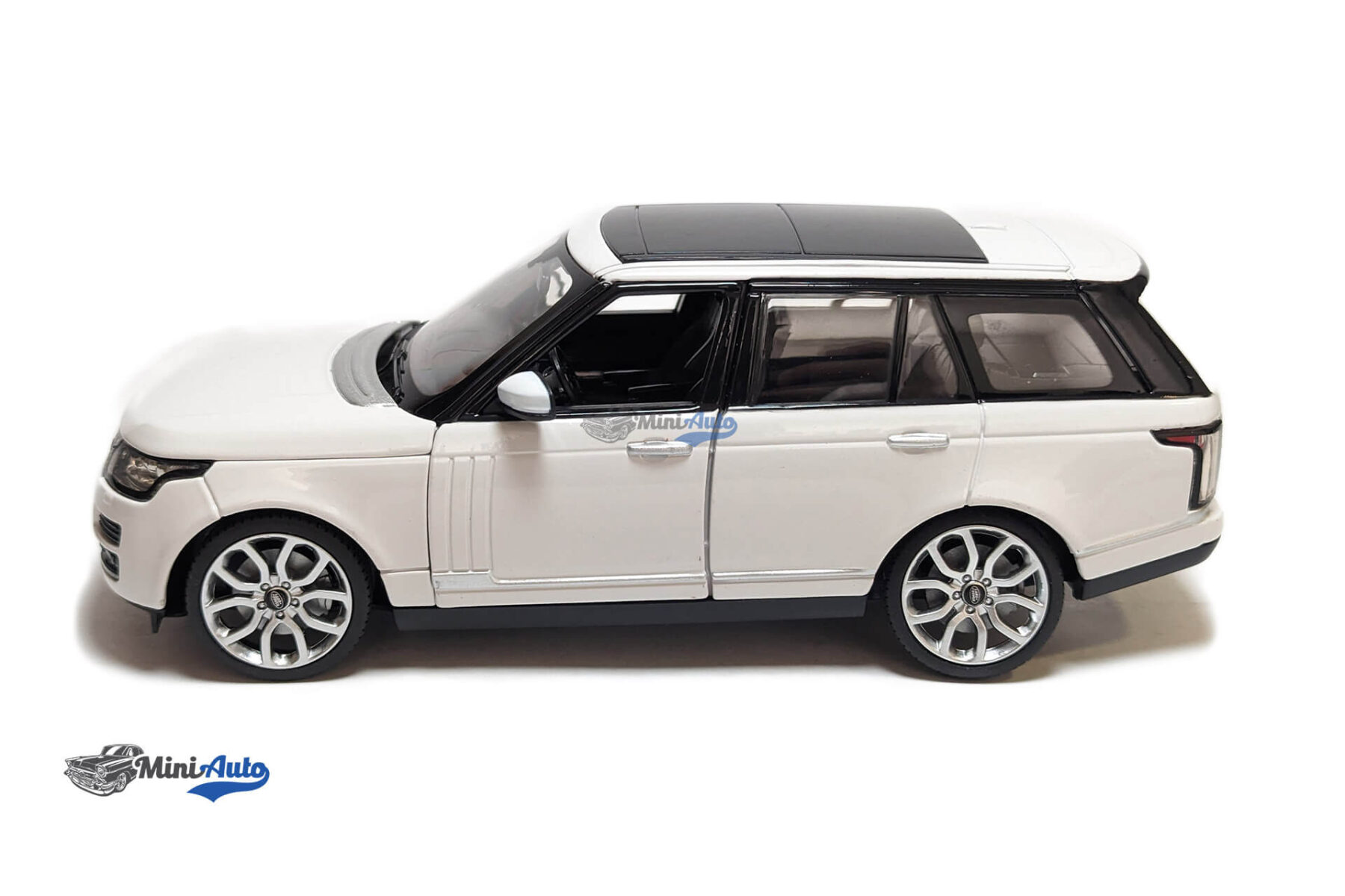 Land Rover Range Rover - 2016 - White - Image 10