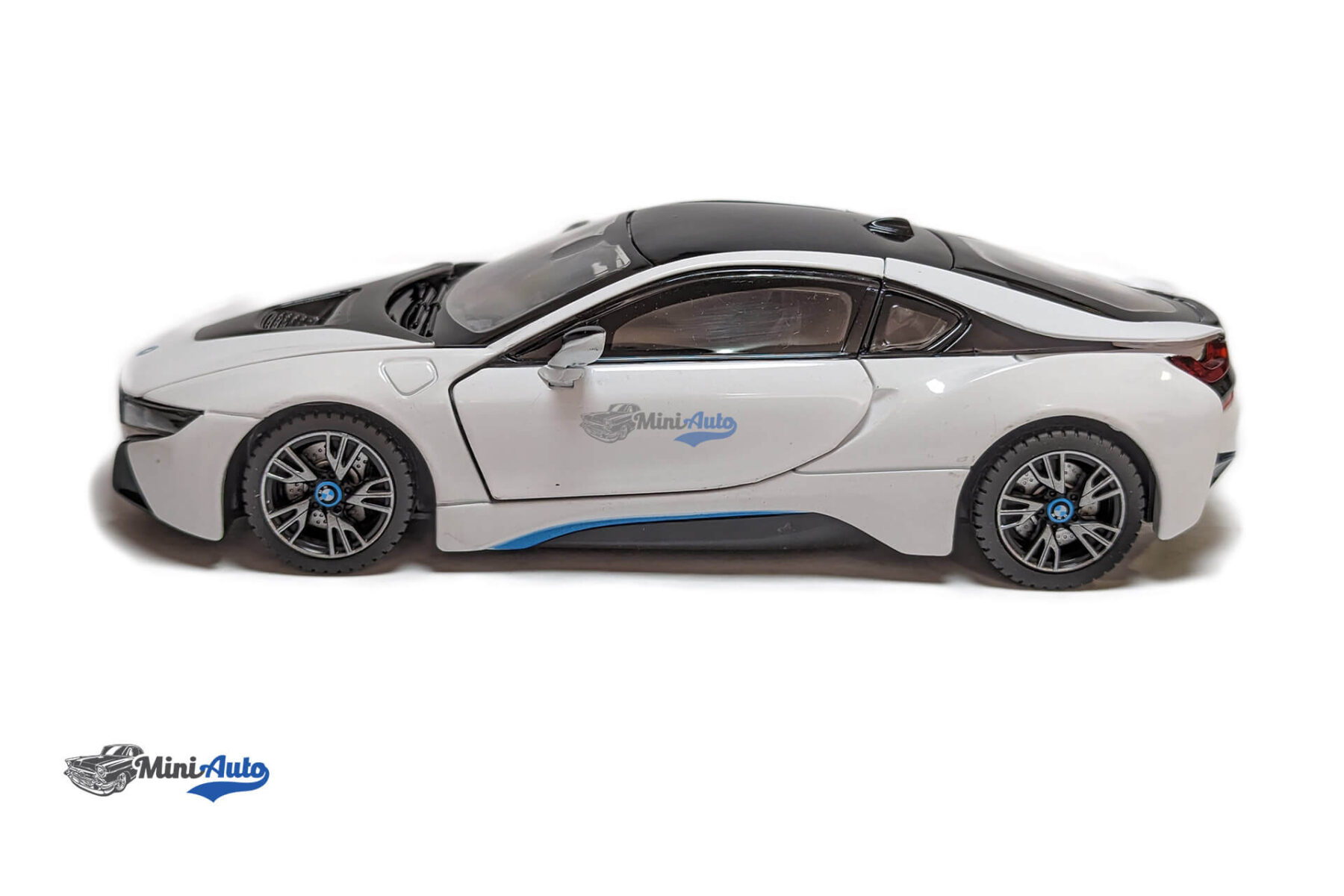 BMW i8 - 2016 - White - Image 10