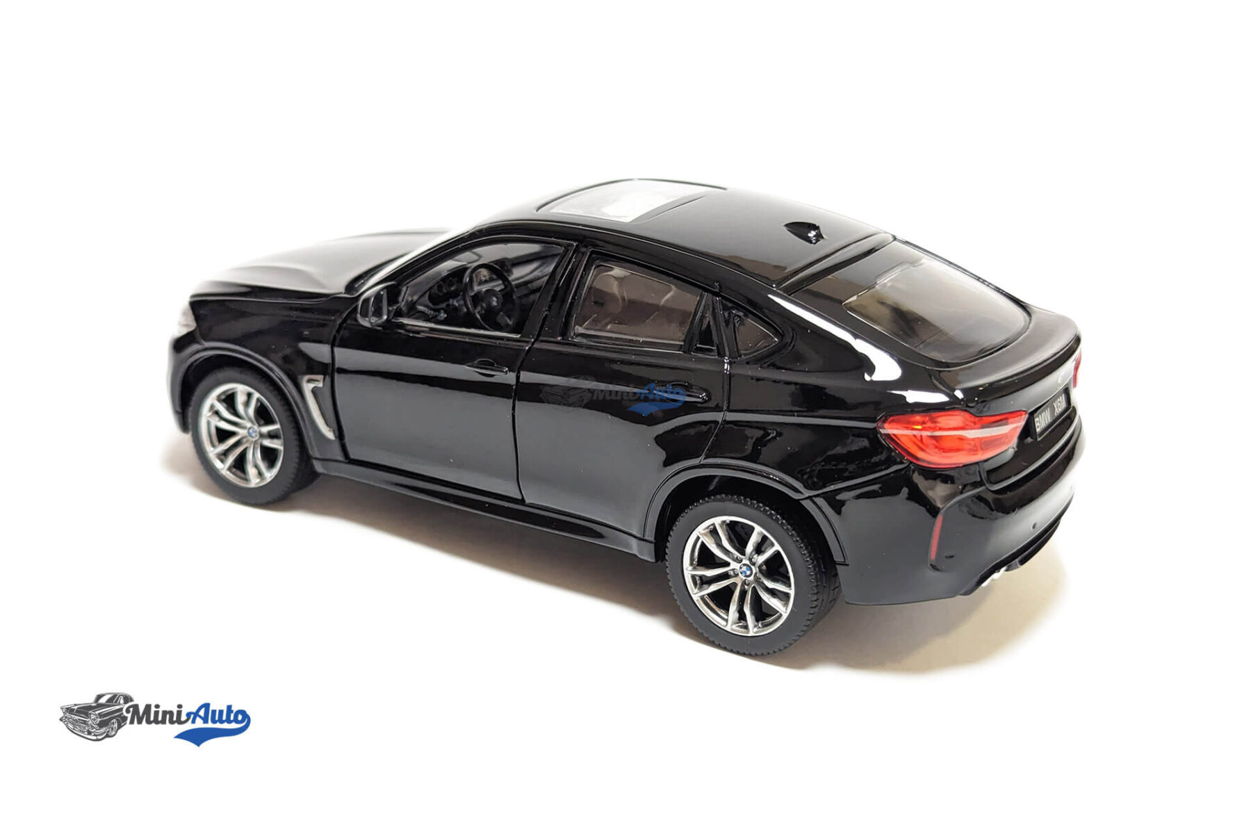 BMW X6M - 2016 - Black - Image 9