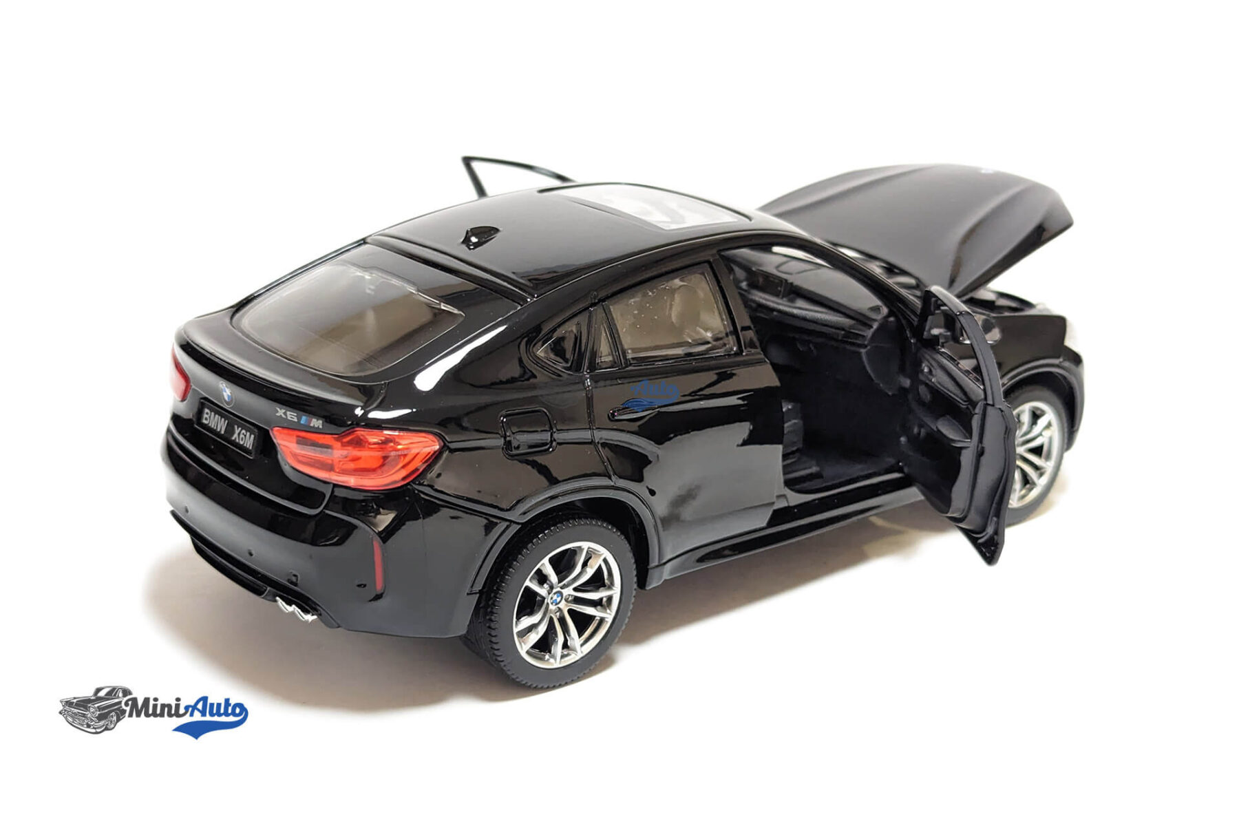 BMW X6M - 2016 - Black - Image 5